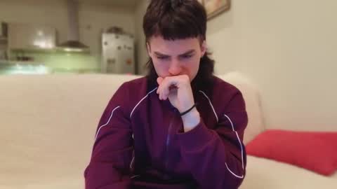 Snapshot of sly_gus chatting on January 12, 2026, 9:42 pm Gus online show from January 12, 2026, 9:42 pm