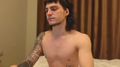 Snapshot of sly_gus chatting on February 2, 2026, 6:39 pm Gus online show from February 2, 2026, 6:39 pm