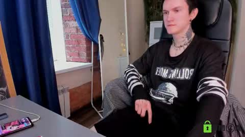 sly_reggie online show from March 19, 2026, 9:57 am