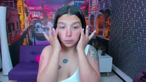 Mariana Torres online show from March 16, 2026, 1:48 pm