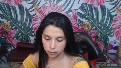 Mariana Torres online show from May 15, 2026, 1:34 am