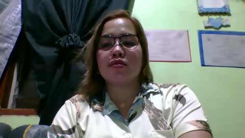 Snapshot of small_boobs59 chatting on May 7, 2026, 2:44 pm Lovewella online show from May 7, 2026, 2:44 pm