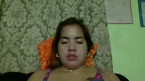 Snapshot of small_boobs59 chatting on May 19, 2026, 6:20 am Lovewella online show from May 19, 2026, 6:20 am