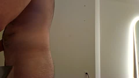 smallthrob online show from May 14, 2026, 7:20 pm