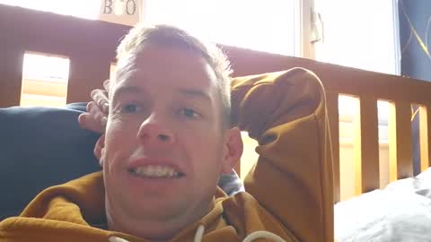 smallville456 online show from November 8, 2025, 1:44 pm