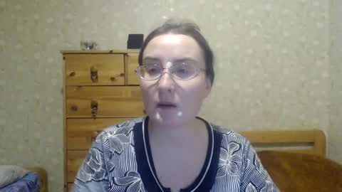 smart_rose online show from February 9, 2025, 8:02 pm