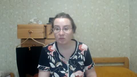 smart_rose online show from April 20, 2026, 4:10 pm