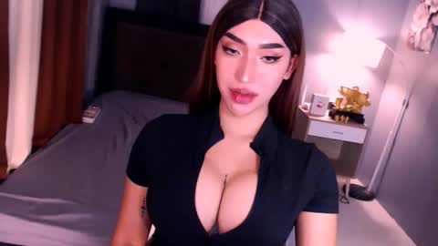 Snapshot of smasherqueen chatting on April 9, 2026, 1:05 pm smasherqueen online show from April 9, 2026, 1:05 pm