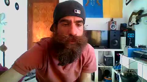 Snapshot of smile3555 chatting on March 9, 2025, 10:08 am willy online show from March 9, 2025, 10:08 am