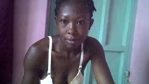 smiley 2025 online show from October 22, 2025, 4:24 am