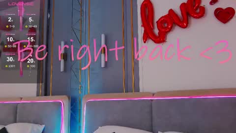 Mia online show from February 19, 2025, 8:22 am