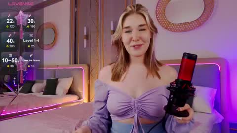 Mia online show from February 23, 2025, 8:17 am