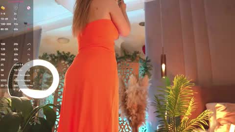 Mia online show from March 16, 2026, 5:44 am