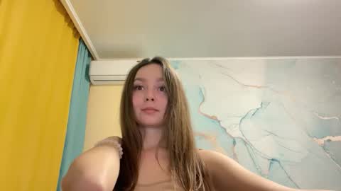 smiling_riddle online show from February 12, 2026, 3:18 pm