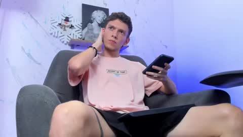 SMIT  online show from December 28, 2024, 7:54 pm