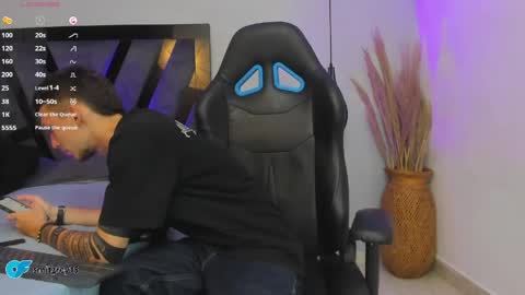 SMIT  online show from April 22, 2026, 4:26 am