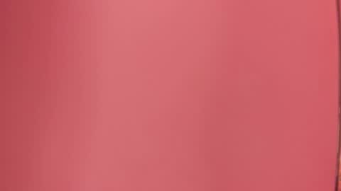 milk girl online show from November 30, 2025, 12:42 pm