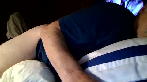 smittytom764923 online show from October 27, 2025, 2:26 am