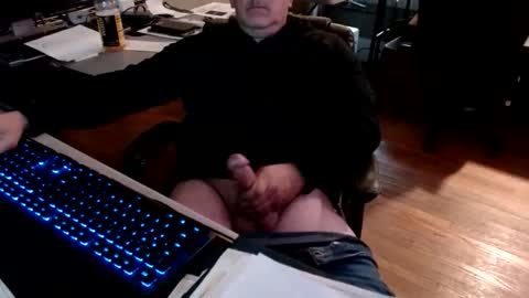 smly online show from November 13, 2025, 8:30 pm