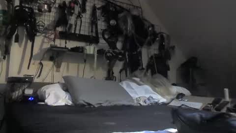 smokeslut365 online show from February 15, 2025, 11:14 pm