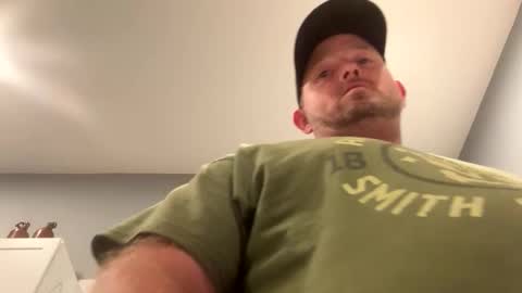 smokeymt420 online show from April 7, 2026, 3:29 am