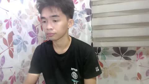 smooth3218 online show from February 18, 2026, 4:03 pm