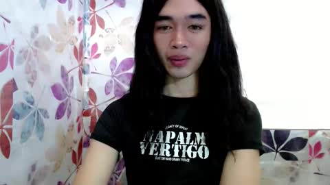 smooth3218 online show from February 19, 2026, 4:41 am