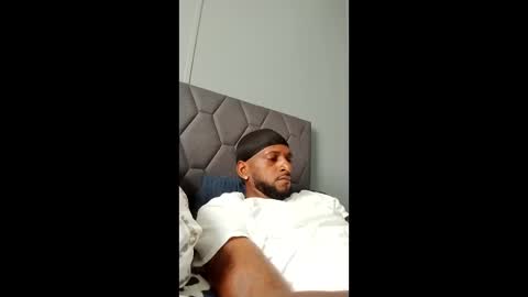 smooth_groove666370 online show from February 26, 2026, 6:51 pm