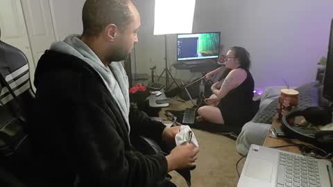 Smoothj2011 online show from March 4, 2025, 9:51 am