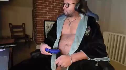 Smoothj2011 online show from March 18, 2026, 8:06 am