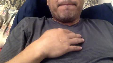 smoothstrik3r online show from December 31, 2024, 1:52 pm