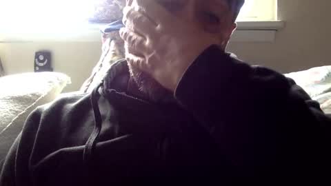 smoothstrik3r online show from February 6, 2025, 7:07 pm