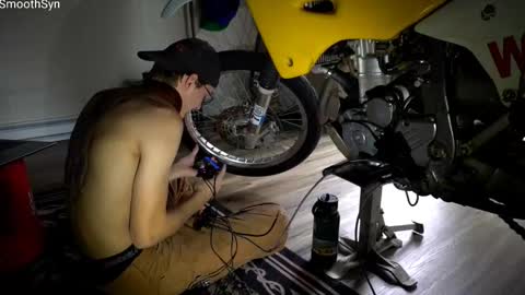 SmoothSyn online show from February 14, 2026, 9:55 pm