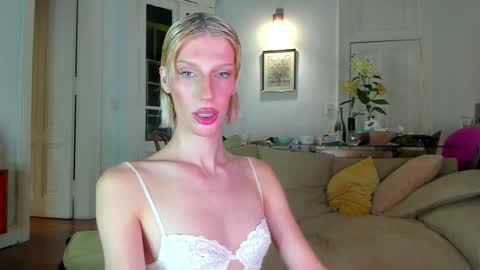   online show from December 16, 2025, 12:15 am