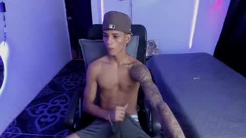 snak_master1 online show from April 10, 2026, 10:58 pm