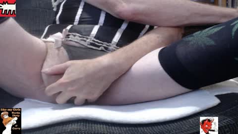 kitten online show from April 4, 2026, 4:48 pm