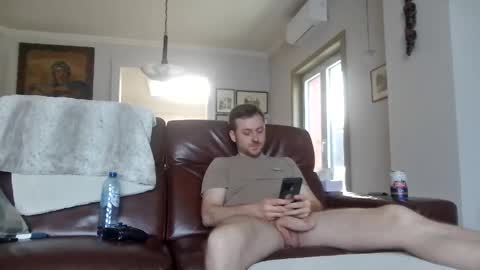 Snapshot of snoecks chatting on May 23, 2026, 9:24 am snoecks online show from May 23, 2026, 9:24 am
