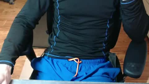 Snapshot of snooze85 chatting on June 14, 2026, 11:01 am Cbt-Slave online show from June 14, 2026, 11:01 am