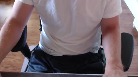 Snapshot of snooze85 chatting on July 29, 2026, 6:44 am Cbt-Slave online show from July 29, 2026, 6:44 am