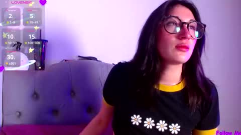 IG     OF red moonn online show from October 29, 2025, 5:53 am