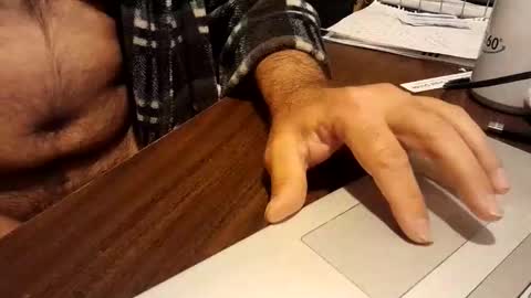 watchmecum online show from October 30, 2025, 2:29 pm