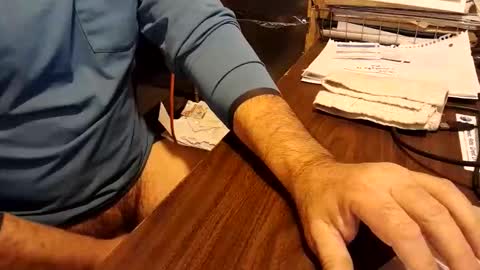 watchmecum online show from November 21, 2025, 8:29 pm