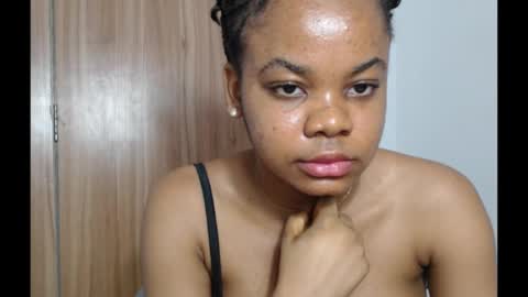 snowdrop5 online show from January 28, 2025, 10:01 pm