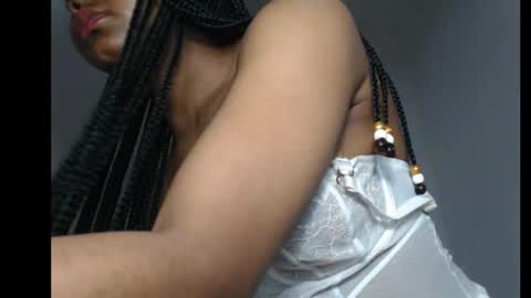 snowdrop5 online show from October 9, 2025, 8:29 pm