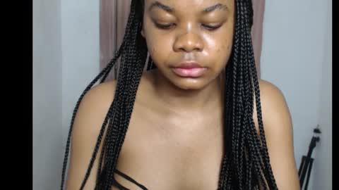 snowdrop5 online show from October 15, 2025, 7:36 pm