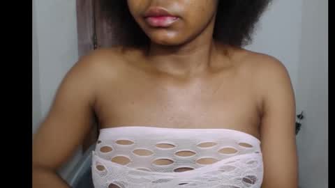 snowdrop5 online show from November 15, 2025, 8:16 pm