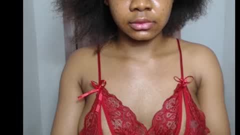 snowdrop5 online show from November 19, 2025, 8:09 pm