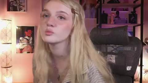 Ellie online show from July 30, 2026, 5:39 am