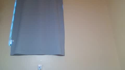 Snowie eyes online show from November 6, 2025, 12:50 pm