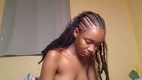 Snowie eyes online show from November 14, 2025, 12:42 am